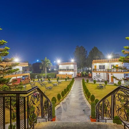 แอปโน การ์ รีสอร์ต Hotel คูร์เคาน์ ภายนอก รูปภาพ