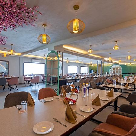 แอปโน การ์ รีสอร์ต Hotel คูร์เคาน์ ภายนอก รูปภาพ