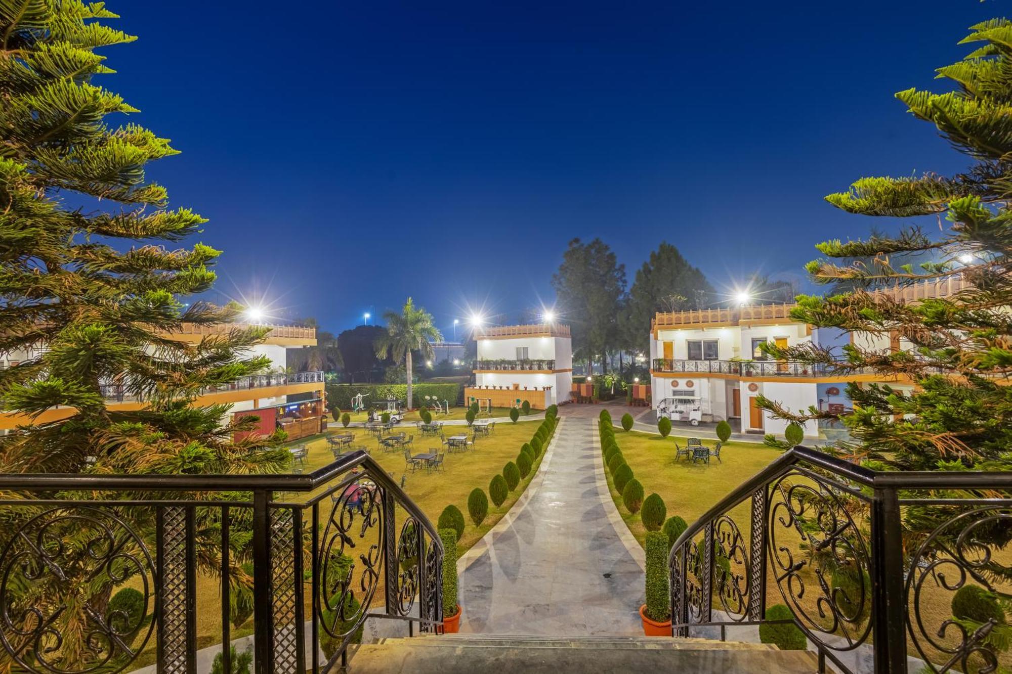 แอปโน การ์ รีสอร์ต Hotel คูร์เคาน์ ภายนอก รูปภาพ