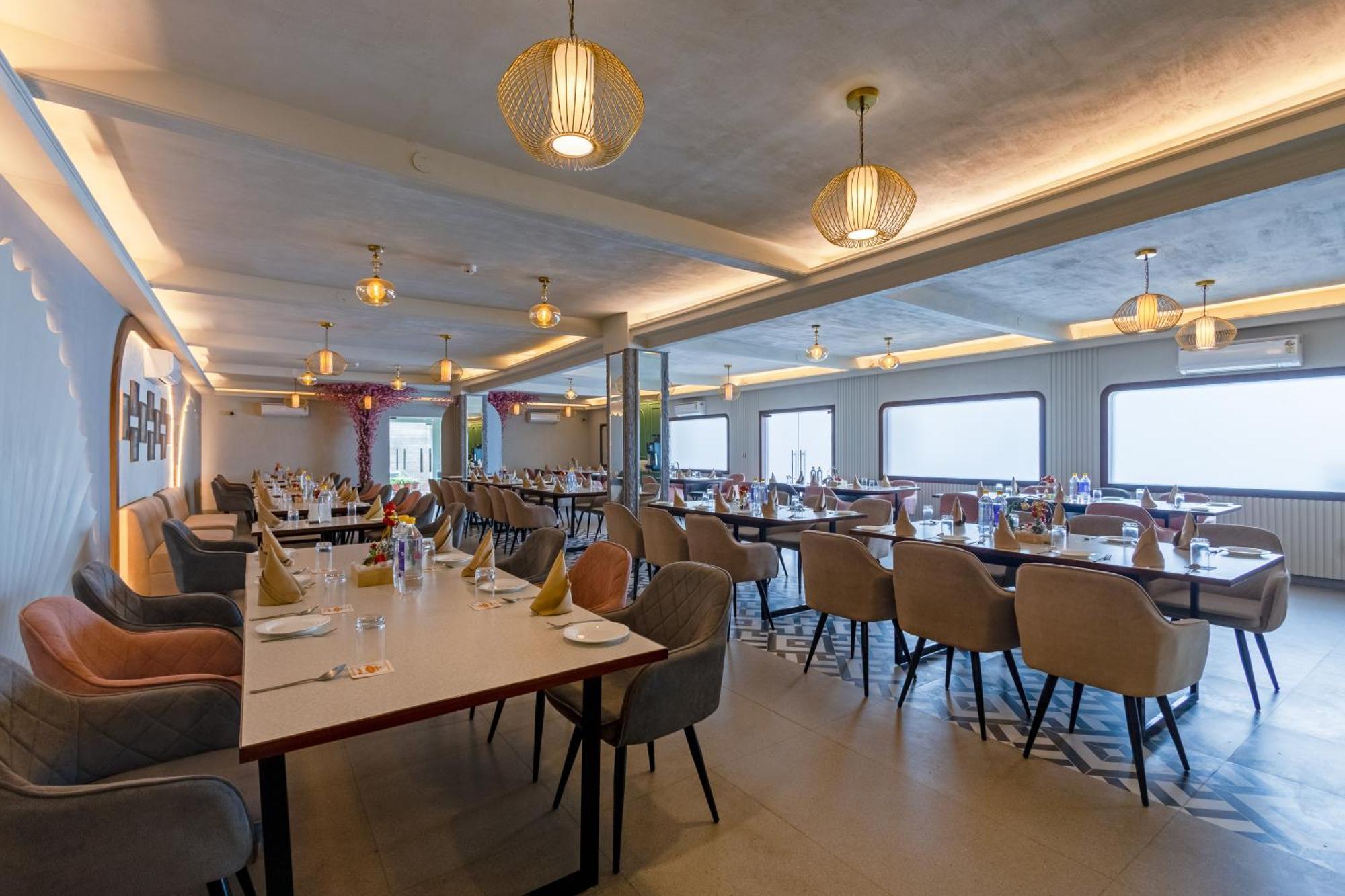 แอปโน การ์ รีสอร์ต Hotel คูร์เคาน์ ภายนอก รูปภาพ