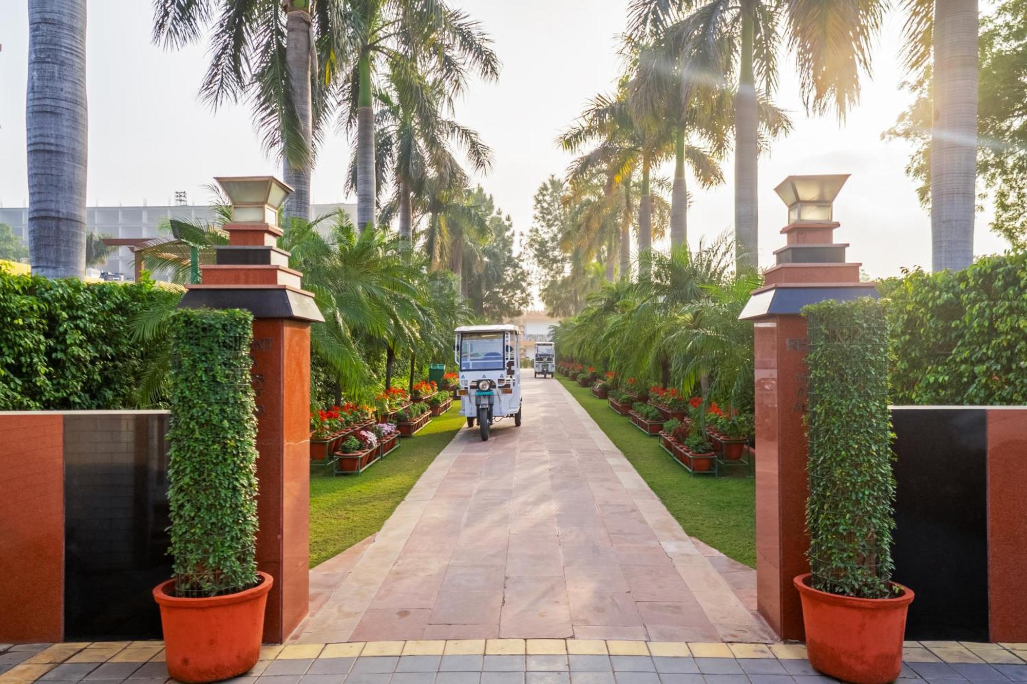 แอปโน การ์ รีสอร์ต Hotel คูร์เคาน์ ภายนอก รูปภาพ